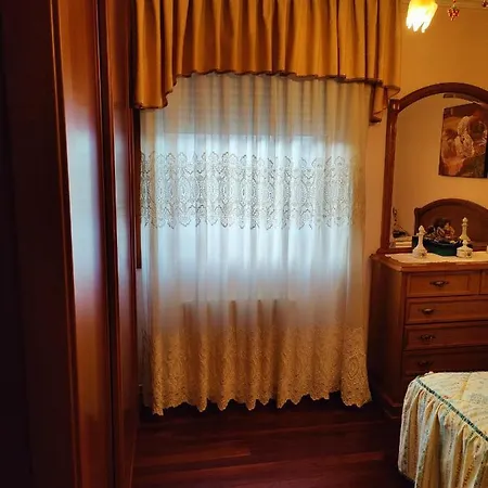 アパート Piso En Avenida De Bueu